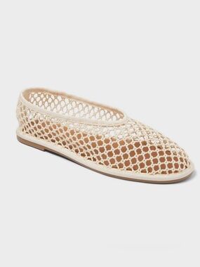 Esme Stretch Crochet Flats Universal Thread - NWT sz9